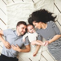 Sarunas spēkam: sarunā par attiecībām pēc bērna piedzimšanas gūtās atziņas