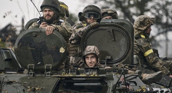 ISW: Ukrainā laikapstākļi sāk ietekmēt kaujas lauku