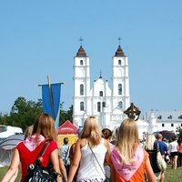 Pāvests brauc uz Latviju: Aglona meklē brīvprātīgos, lai dievnamu sagatavotu vizītei