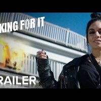 Filmas 'Asking For It' treileris atklāj Vanesas Hadžensas tumšo pusi ar feminisma pieskaņu