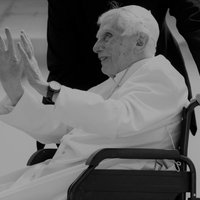 95 gadu vecumā miris bijušais pāvests Benedikts XVI