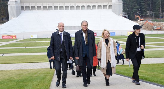 Mežaparka Lielās estrādes kapsulu plānots iebetonēt nākamā gada sākumā