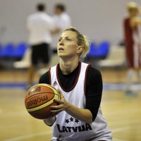 Kārkliņa: Latvijas sieviešu basketbola izlasē var būt daudzas līderes