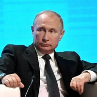 "Взять и обнулить": как в соцсетях обсуждают изменения Конституции РФ и новые сроки для Путина