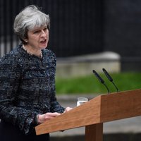 Тереза Мэй обвинила ЕС в попытке повлиять на выборы в Британии
