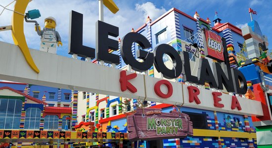 Dienvidkorejas 'Legoland' kā simbols 'lētās naudas' beigām