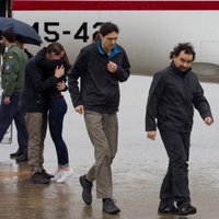 Spānijā atgriežas trīs Sīrijā nolaupīti žurnālisti