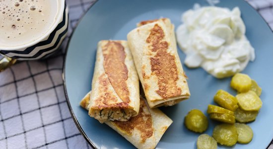 Veselīgās biezpiena tortiljas