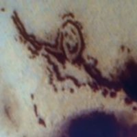 Uz Marsa virsmas redzama smaidīga sejiņa