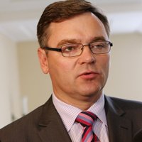 Ilggadējo domes vadītāju Švarcu pārvēl Rēzeknes novada domes priekšsēdētāja amatā