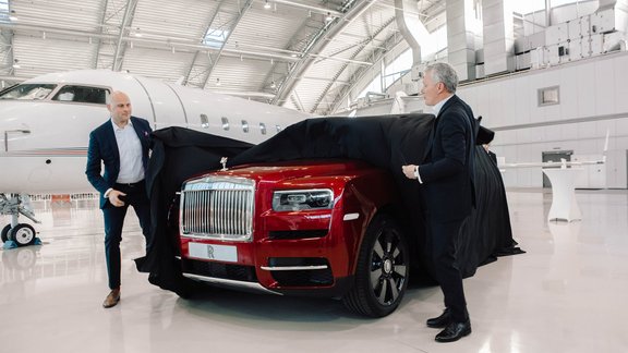 'Rolls-Royce Cullinan' prezentācija Rīgā