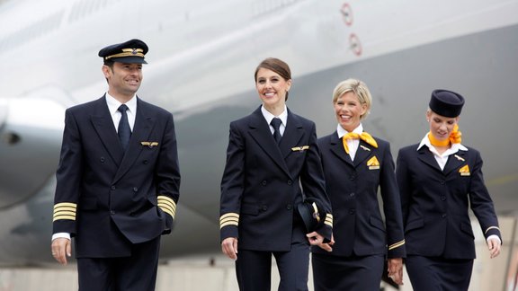 lufthansa airlines crew