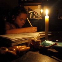 Lai taupītu elektrību, Venecuēlā uz priekšu pagriež pulksteni