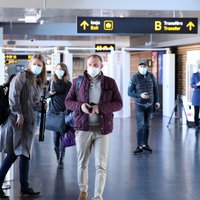 Число пассажиров в аэропорту "Рига" упало на 90%
