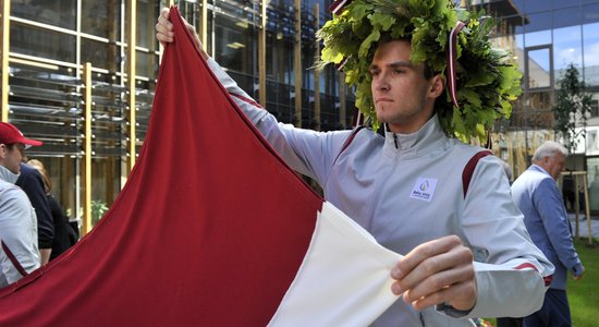 Strautmanis izcīna sudraba medaļu pasaules čempionātā šaušanā