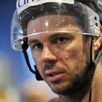 Vasiļjevs gūst vārtus 'Pinguine' uzvarētā Vācijas hokeja līgas spēlē
