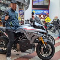 Foto: Ar spēkratu izstādi sākas konkurss 'Latvijas Gada motocikls 2024'