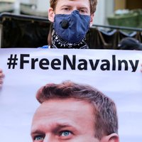 Krievijā cietuma administrācija draud sākt Navaļnija piespiedu barošanu