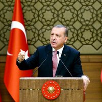 Erdogans apsūdz Rietumus 'terora', sazvērnieku atbalstīšanā