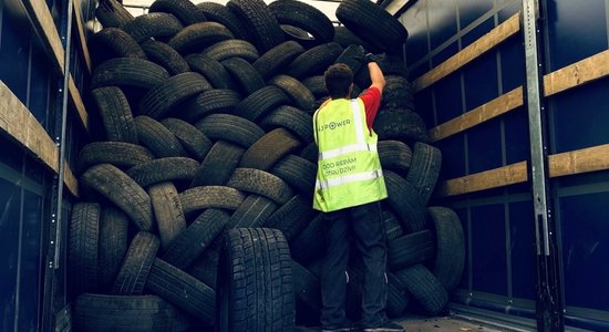 Во время проверки автосервисов Служба окружающей среды обнаружила горы опасных отходов