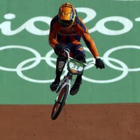 Pēc kritiena komā nonācis Rio olimpisko spēļu sudraba ieguvējs BMX riteņbraukšanā