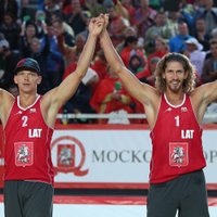 Samoilovs/J.Šmēdiņš kļūst par Latvijas čempioniem pludmales volejbolā