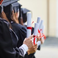 Vairot diploma vērtību: kāpēc noderīgi iesaistīties augstskolas absolventu asociācijā
