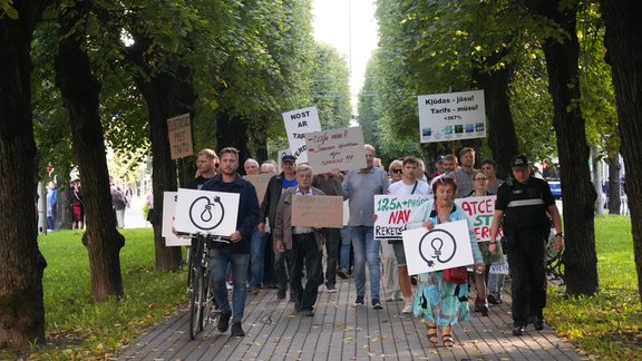 Protestē pret 'Sadales tīkla' tarifiem - 14