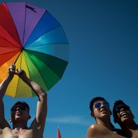 Читатель: Реклама гей-парада проводится за счет налогоплательщиков?