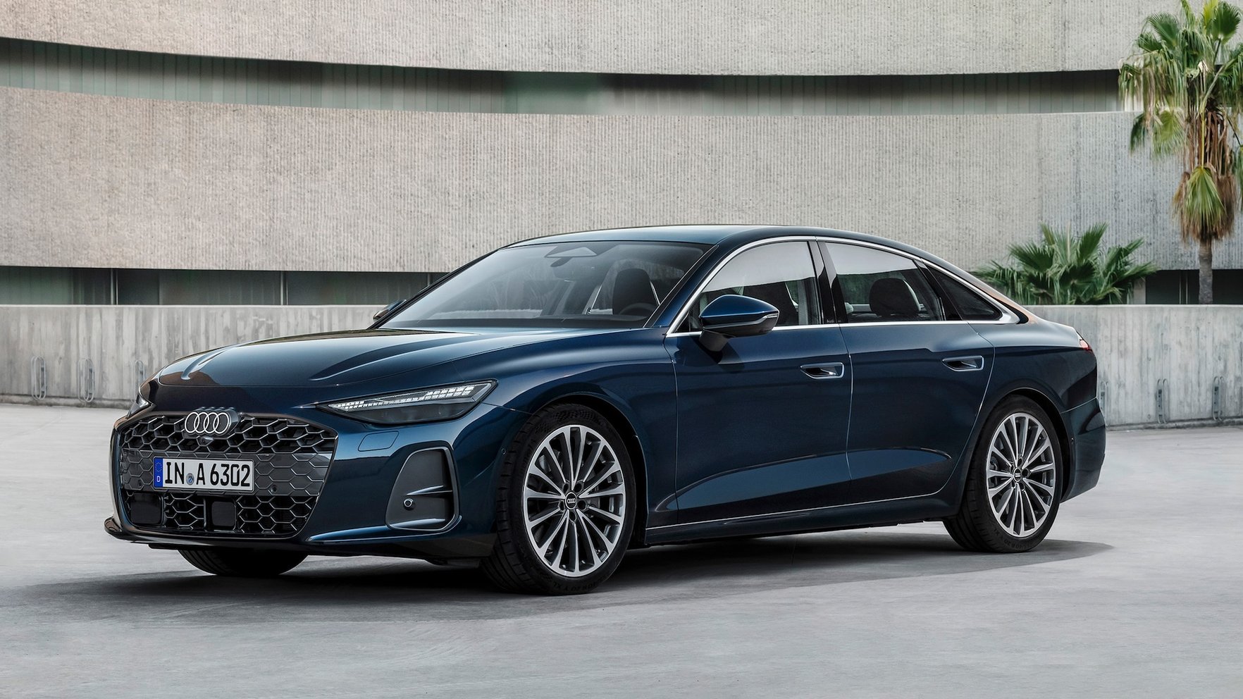"Audi" prezentējis jauno "A6" sedanu ar iekšdedzes dzinējiem