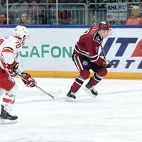 Rīgas 'Dinamo' pārbaudes turnīru sāk ar zaudējumu pret Indraši un Maskavas 'Dinamo'