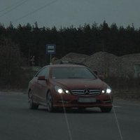 В Риге водитель на Mercedes Benz "гонял" на скорости 148 км/ч