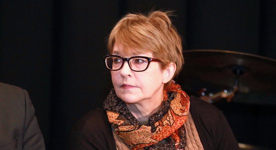 NA Saeimas deputātu rindām pievienojas dramaturģe Lelde Stumbre