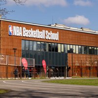 Foto: Viļņā par godu basketbola simtgadei atklāj NBA basketbola skolu