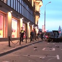 Video: 'Lamborghini' ietriecies lielveikala skatlogā Maskavā