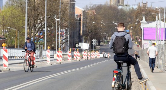 Eksperti: visas bažas par Deglava tiltu varētu novērst divās nedēļās