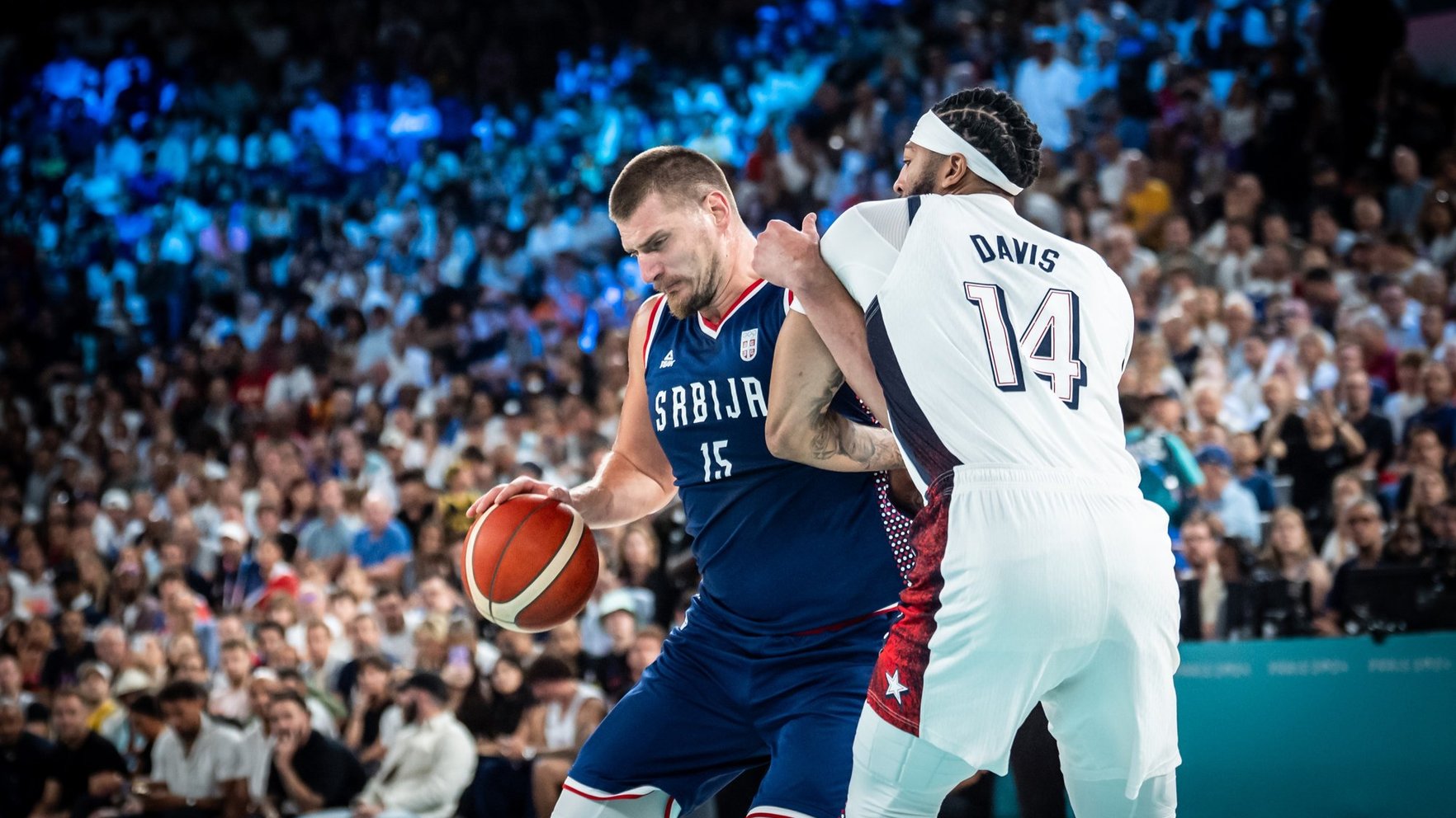 "Parīze 2024": Intriģējošā cīņā tiek sadalīta bronza basketbolā. Teksta tiešraide