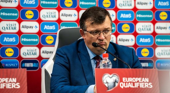 Avoti: Kazakevičs zaudēs Latvijas futbola izlases trenera amatu