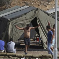 Мигранты устроили беспорядки на британской базе на Кипре