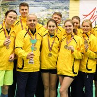 Foto: Valmieras badmintona klubs uzvar Latvijas kluba komandu čempionātā