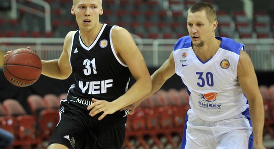 22-летний латвийский баскетболист собирает в ВТБ Лиге титулы