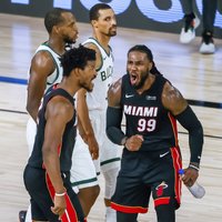 'Heat' ar vēsturiski lielu pārsvaru sakauj 'Bucks' spēles ceturtajā ceturtdaļā