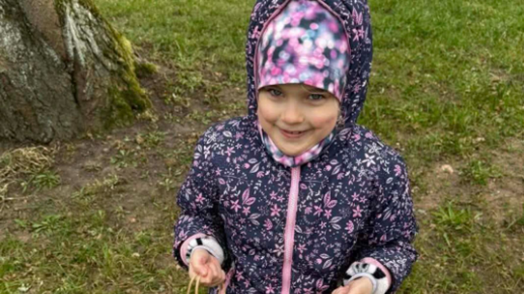 Kazdangā pazudusi septiņus gadus veca meitene; izsūtīs šūnu apraides ziņojumu