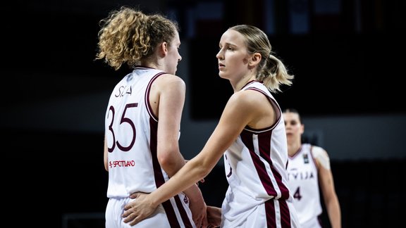 Latvijas U-20 basketbola izlase, Luīze Sila