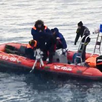 Катастрофа Ту-154: опознана первая жертва, в море собирают обломки