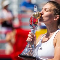 Halepa uzvar Kīzu un triumfē Monreālas WTA 'Premier' turnīrā