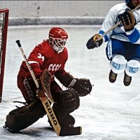 Умер первый российский вратарь в НХЛ