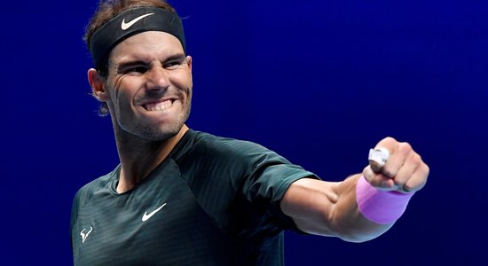 Надаль победил Медведева в финале Australian Open и установил рекорд