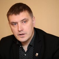 Jānis Āboliņš: Saeima atkal vilcinās pieņemt likumu par fiziskas personas atbrīvošanu no parādsaistībām