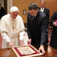 Romas pāvests gandarīts par Latvijas atveseļošanos no krīzes